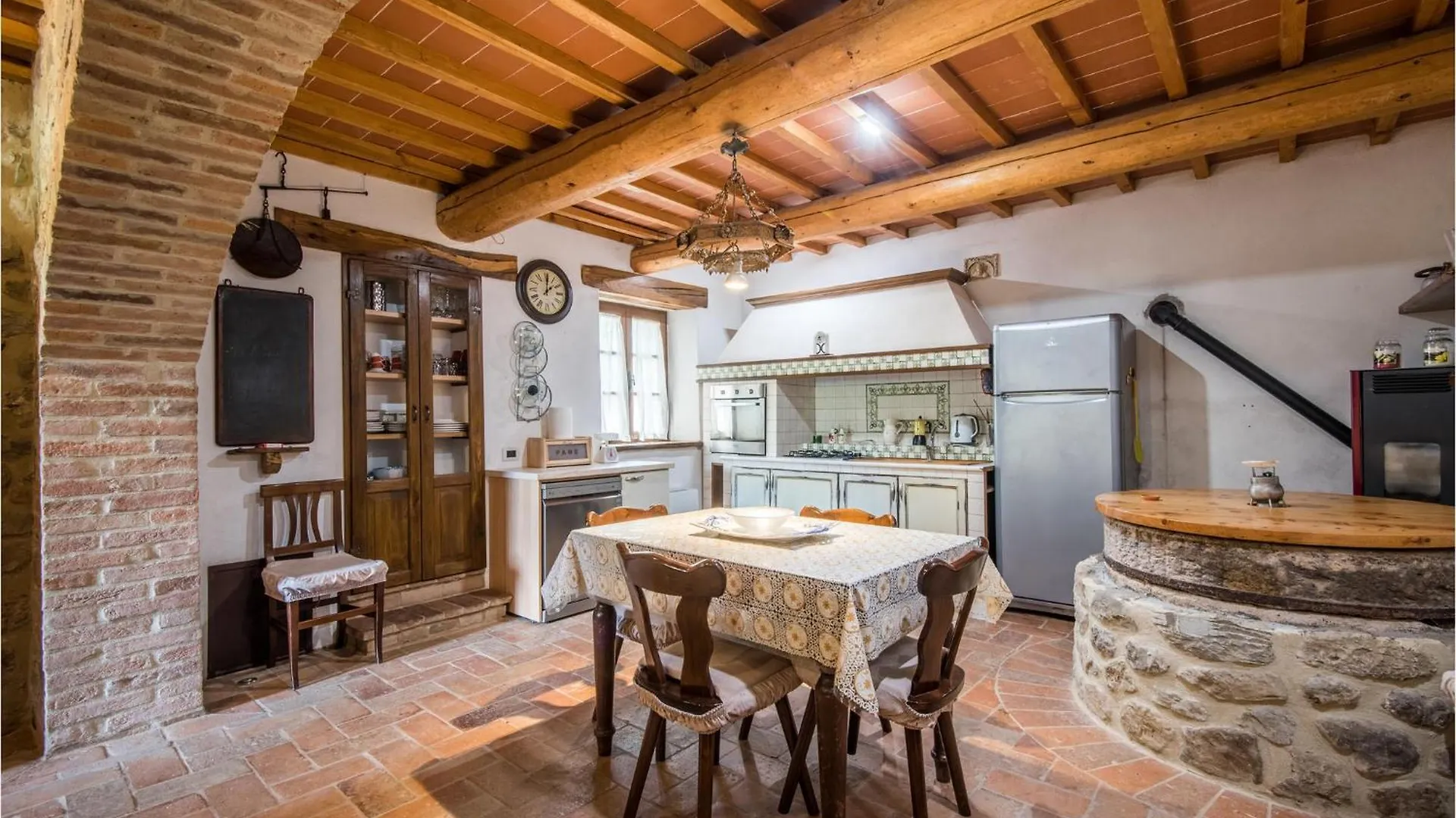 2 Bedroom Pet Friendly Home In Casole Delsa Casole dʼElsa Σπίτι διακοπών