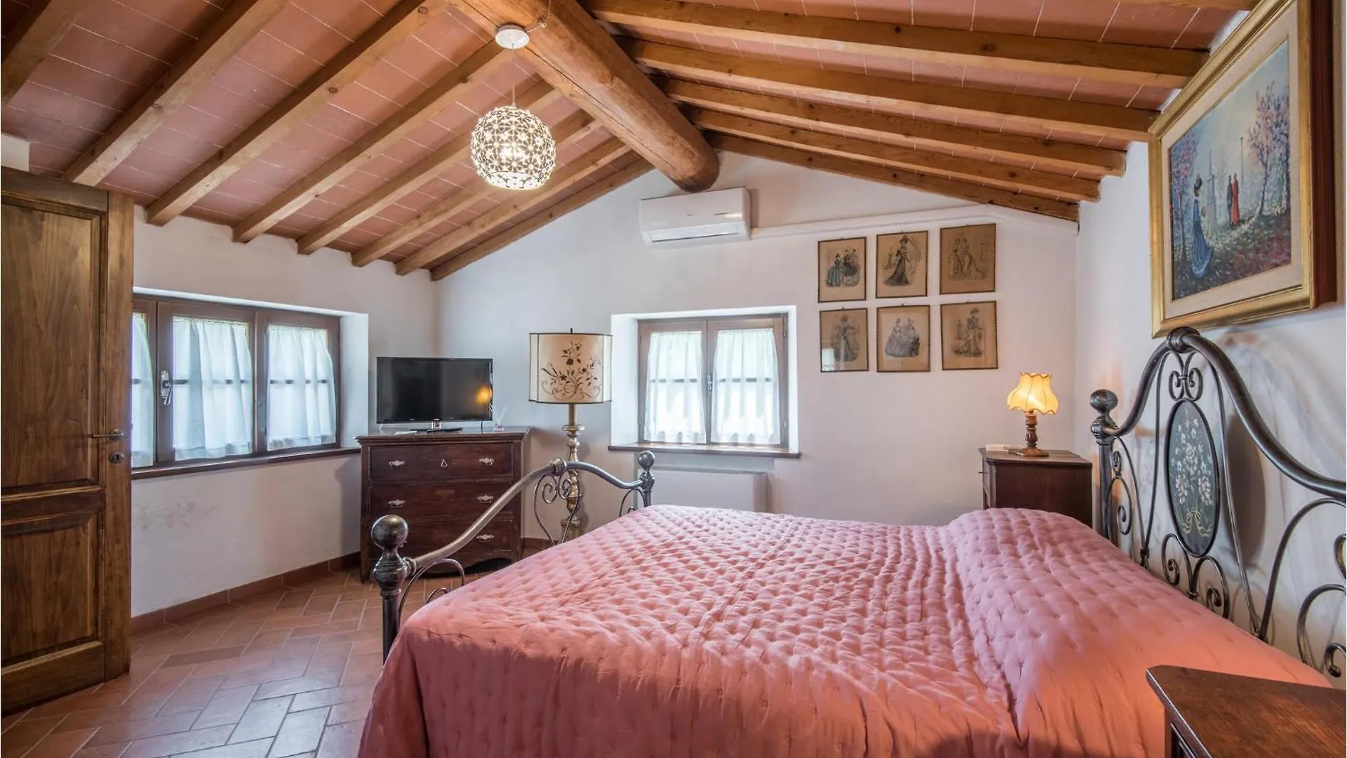 2 Bedroom Pet Friendly Home In Casole Delsa Casole dʼElsa 0*,  Ιταλία